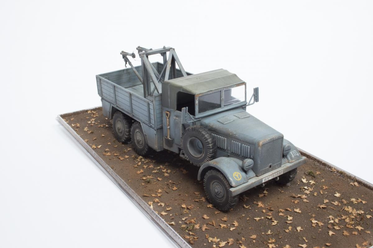 IBG 35006 Einheitsdiesel avec grue de dépannage Bilstein 1/35 – imagen 2