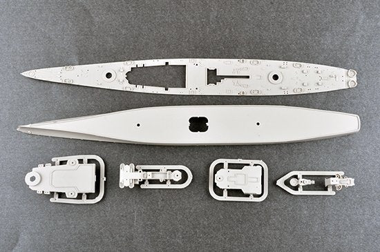 Trumpeter 06738 USS Grand croiseur Alaska 1/700 – image 8