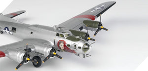 Academy 12414 B-17G Flying Fortress Édition spéciale avec décoration de nez au 1/72  – image 5
