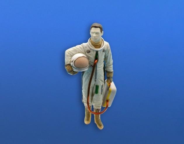Figurine de pilote américain CMK F48363 avec combinaison pressurisée complète (pour SR-71, U-2 et autres avions) à l'échelle 1/48