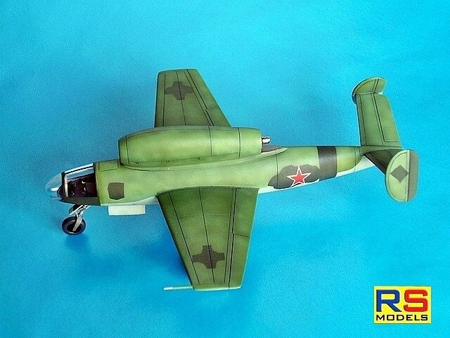 RS Models 92268 Henschel Hs-132 B 1/72 – image 5