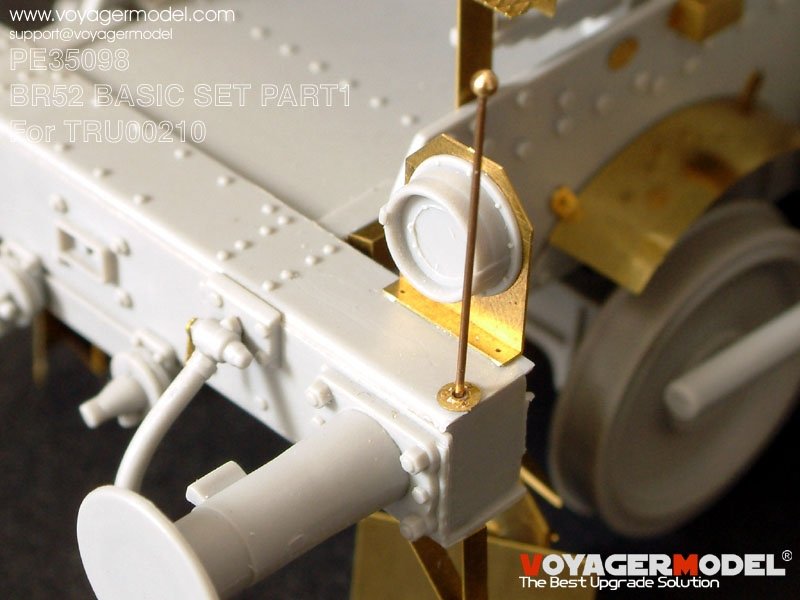 Maquette Voyager PE35098 BR52 partie 1 1/35 – image 3