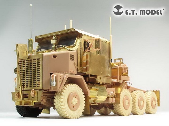 ET Model E35-140 US Vehicle's Anti IED Device &amp; Antennas 1/35