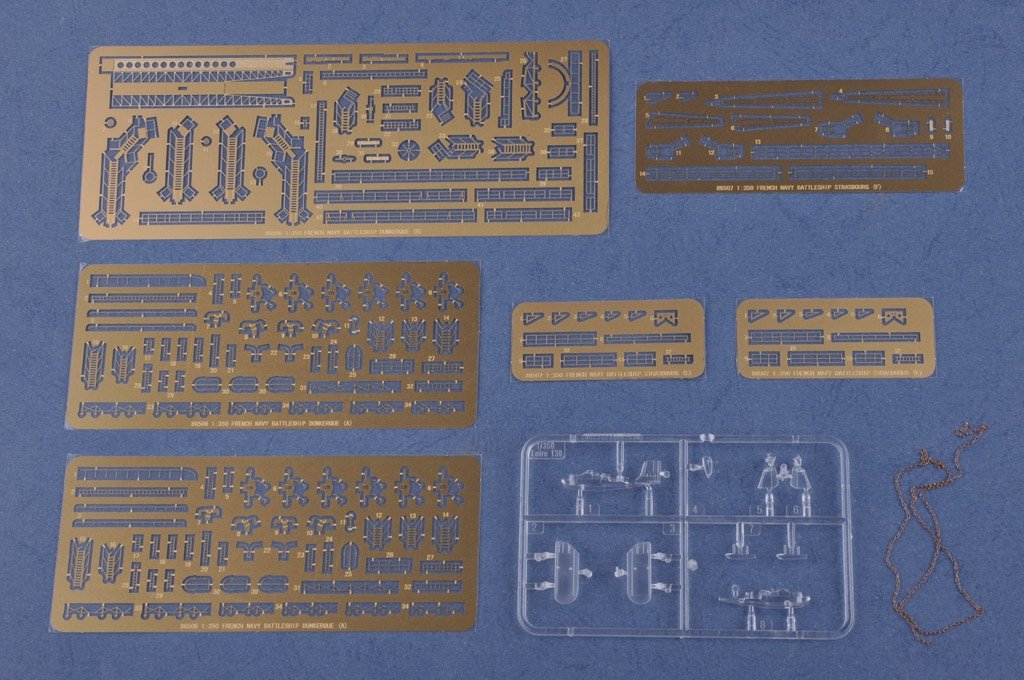 Hobby Boss 86507 Cuirassé Strasbourg de la Marine française, échelle 1/350 – image 4