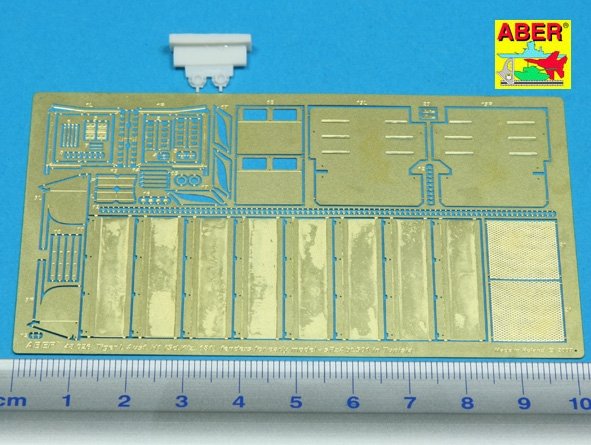 Aber 48026 Tiger I premier modèle - partie 3 - garde-boues pour Afrika Korps (TAM) 1/48