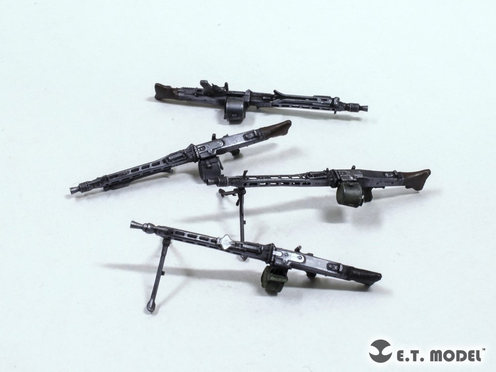 Maquette ET Model P35-217 Mitrailleuse allemande MG42 et boîte de munitions de la Seconde Guerre mondiale (impression 3D) 1/35 – immagine 3