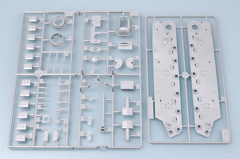Trumpeter 00366 Char allemand Pz.Kpfm KV-1 756(r) (1/35) – image 6