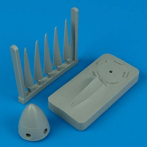 Hélice Quickboost QB48194 Spitfire Mk. XIV avec outil Academy 1/48