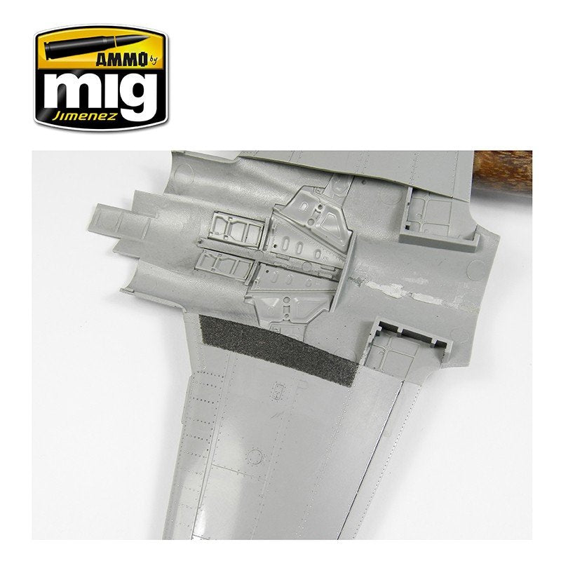 Pâte antidérapante Ammo of Mig 2034 - Couleur noire pour maquettes 1/72 et 1/48  – Bild 14