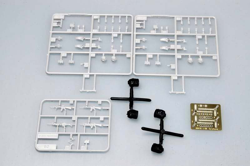 Trumpeter 00418 Armée américaine en Irak 2005 (1/35) – image 5