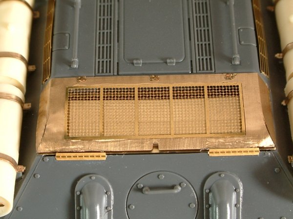 Voyager modèle VPE48018 Su-122 1/48  – immagine 4