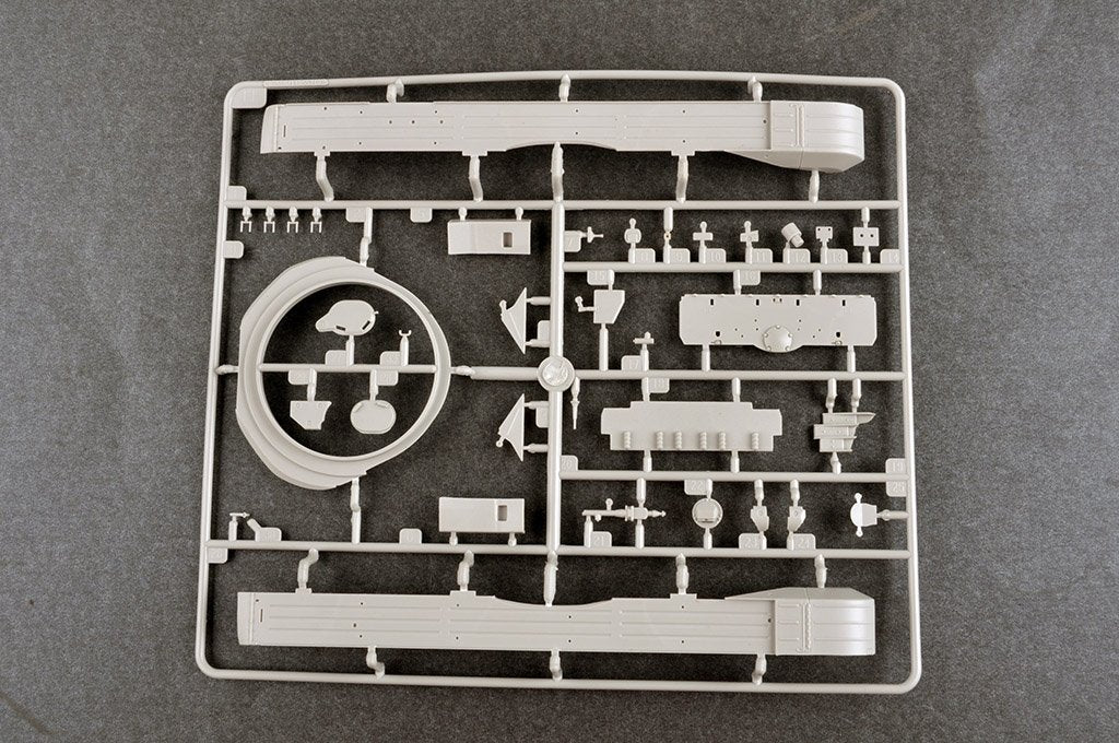 Trumpeter 09601 Obj.172 T-72 Ural soviétique au 1/35  – Bild 8