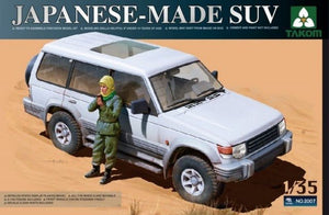 Takom 2007 SUV DE FABRICATION JAPONAISE (Mitsubishi Pajero) 1/35