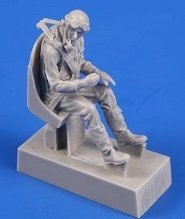 Special Hobby 48192 Spitfire Mk.XII contre la bombe volante V-1 : 2 maquettes + figurine, échelle 1/48 – image 4
