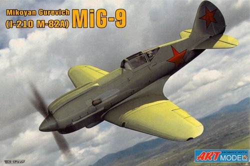 Maquette Art Model 7207 MiG-9 (I-210 M-82A) (1/72)