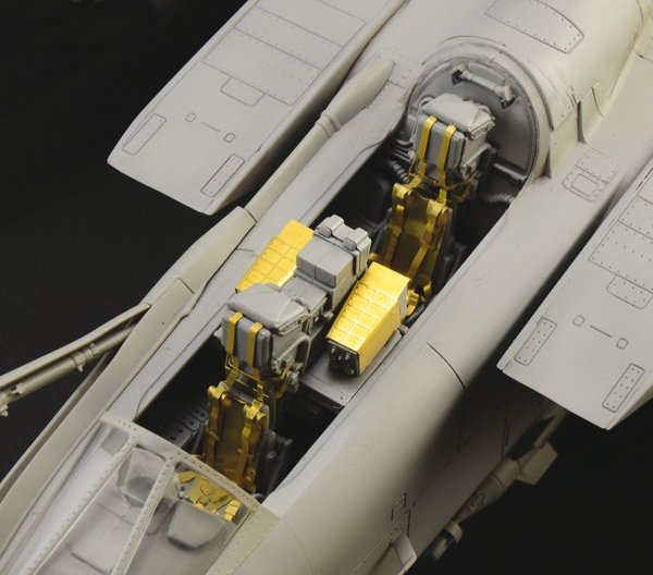Italeri 2513 TORNADE GR. 4 1/32  – image 7