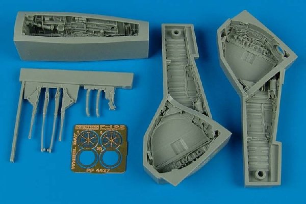Aires 4437 F-105 Thunderchief, baie de train d'atterrissage, échelle 1/48, Monogram