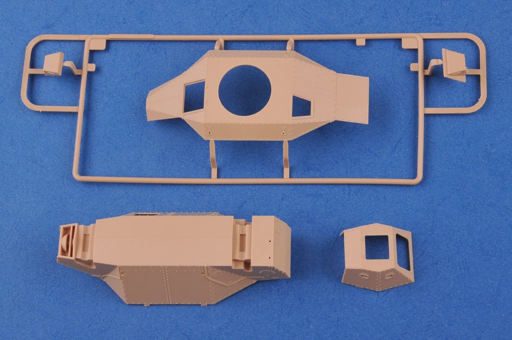 Hobby Boss 83866 Voiture blindée hongroise 39M CSABA (1/35) – immagine 7
