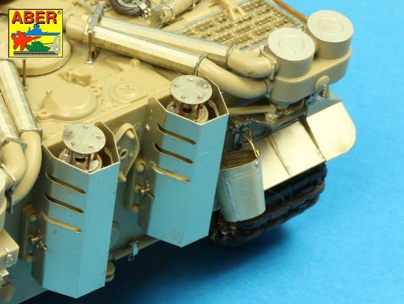 Aber 35K26 Pz.Kpfw. VI Ausf.E ( i.Kfz.181) Tiger I – s.PzAbt. 501 in Tunisia 1/35 – zdjęcie 11