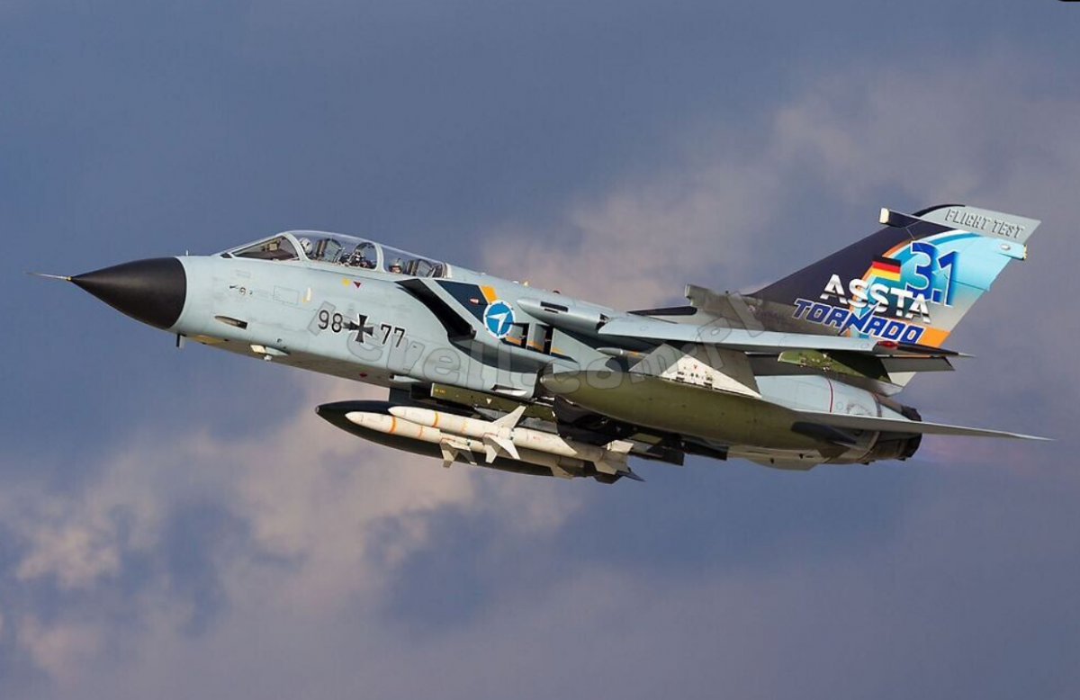 Revell 03842 Tornado ASSTA 3.1 1/72  – image 2