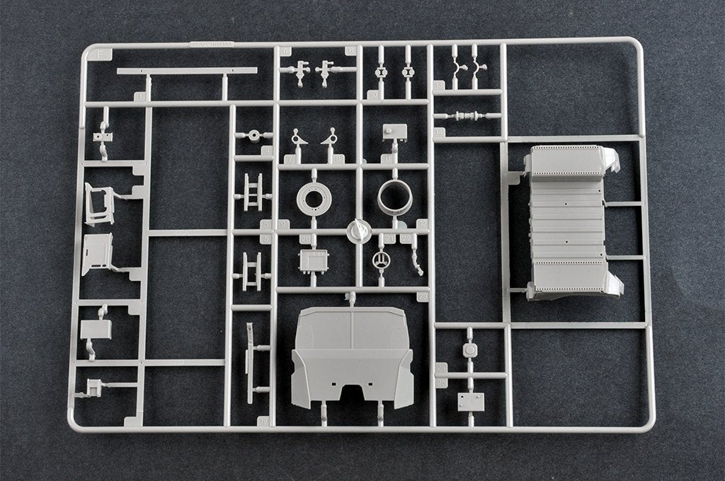 J&amp;#39;adore le kit 63537 M1278A1 modifié pour transporter des canons lourds avec le M153 CROWS au 1/35 – Bild 7