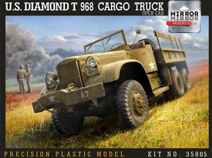 Camion cargo Diamond T 968 à cabine ouverte, modèle Mirror 35805, échelle 1/35