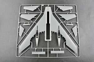 Trumpeter 01695 Bombardier tactique soviétique Tu-22 « Blinder » 1/72 – image 8