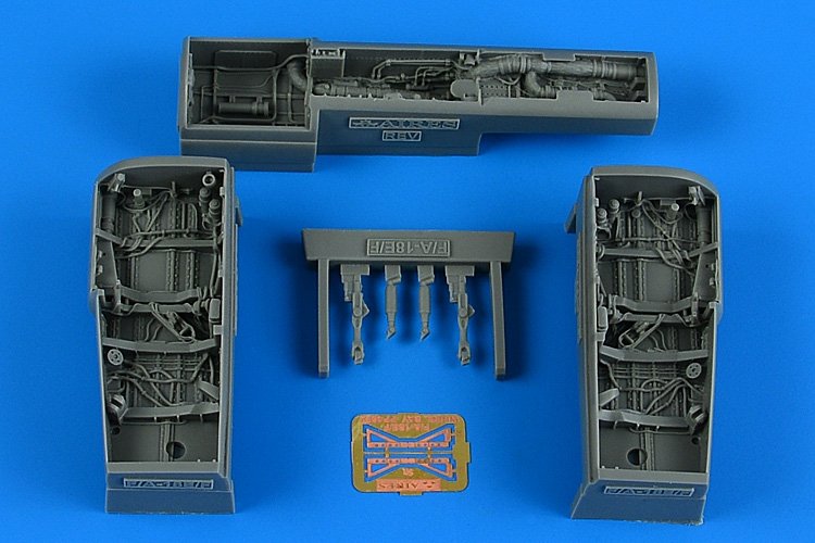 Aires 4892 F/A-18E/F Super Hornet, baie de train d'atterrissage Revell 1/48