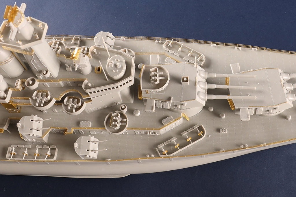 Trumpeter 05373 USS Ohio BB-68 1/350  – image 12