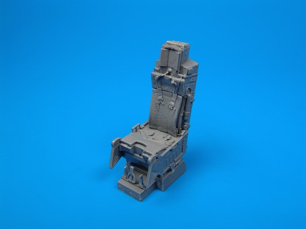 Siège éjectable Quickboost QB32003 F-15 avec ceintures de sécurité 1/32