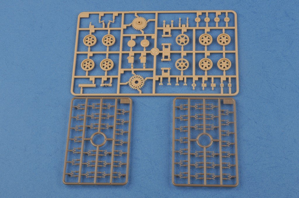 Hobby Boss 82479 Char léger hongrois 43M Toldi III (C40) (1/35) – image 7