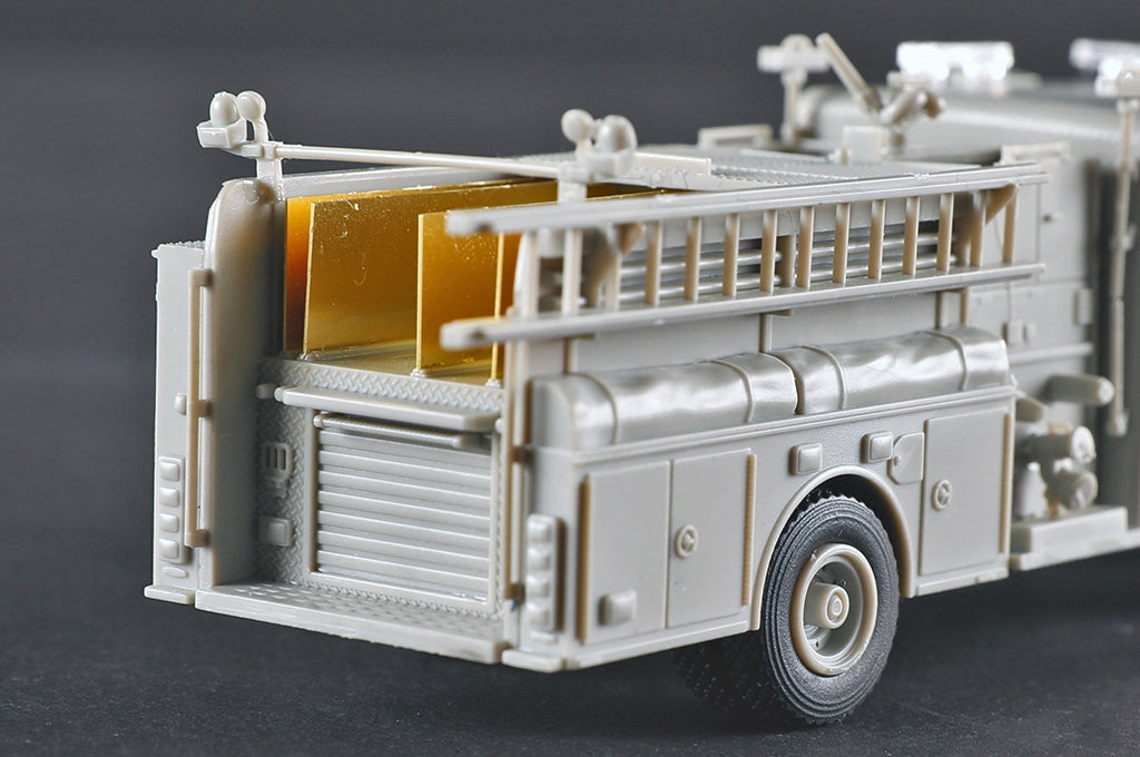 Camion de pompiers American LaFrance Eagle Trumpeter 07445, échelle 1/72 – Bild 9