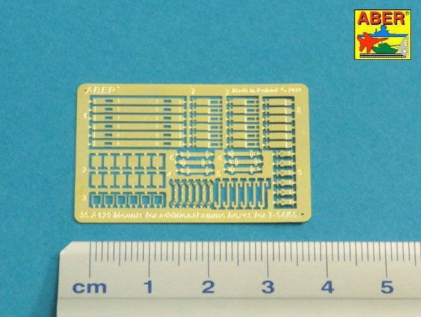 Aber 35A129 Mounts for additional ammunition boxes used on Soviet tanka like: T-54; T-55 or T-62 1/35 – zdjęcie 2
