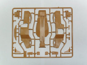 ICM 35382 P 204 (f) avec équipage de véhicule blindé allemand (1/35) – image 5