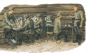 Dragon 3826 Centre de communications allemand avec troupes de transmissions 1/35