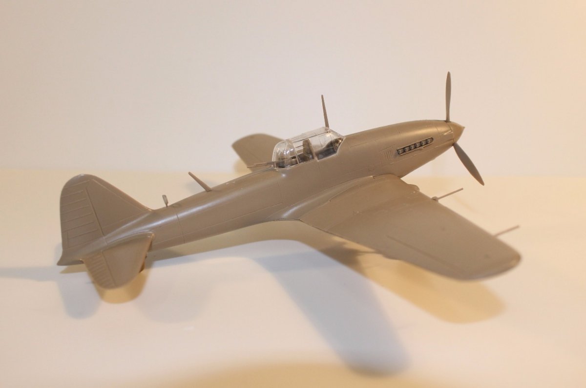 Fly 72037 Ilyushin Il-10 Service d&amp;#39;après-guerre 1/72 – image 2
