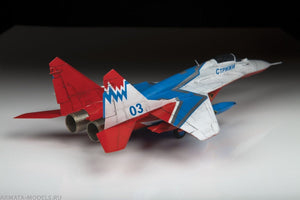 Zvezda 7310 MiG-29 &amp;quot;Swifts&amp;quot; Aerobatic Team 1/72 – zdjęcie 4