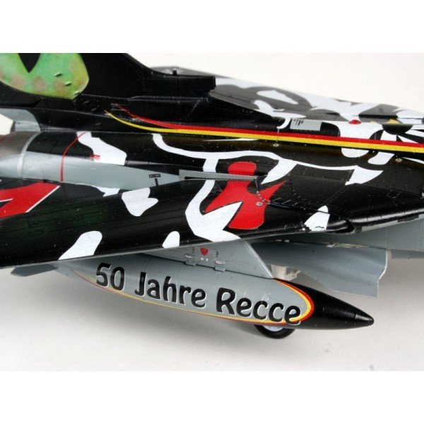Revell 04695 Tornado Tigermeet 2009 1/72 – image 4