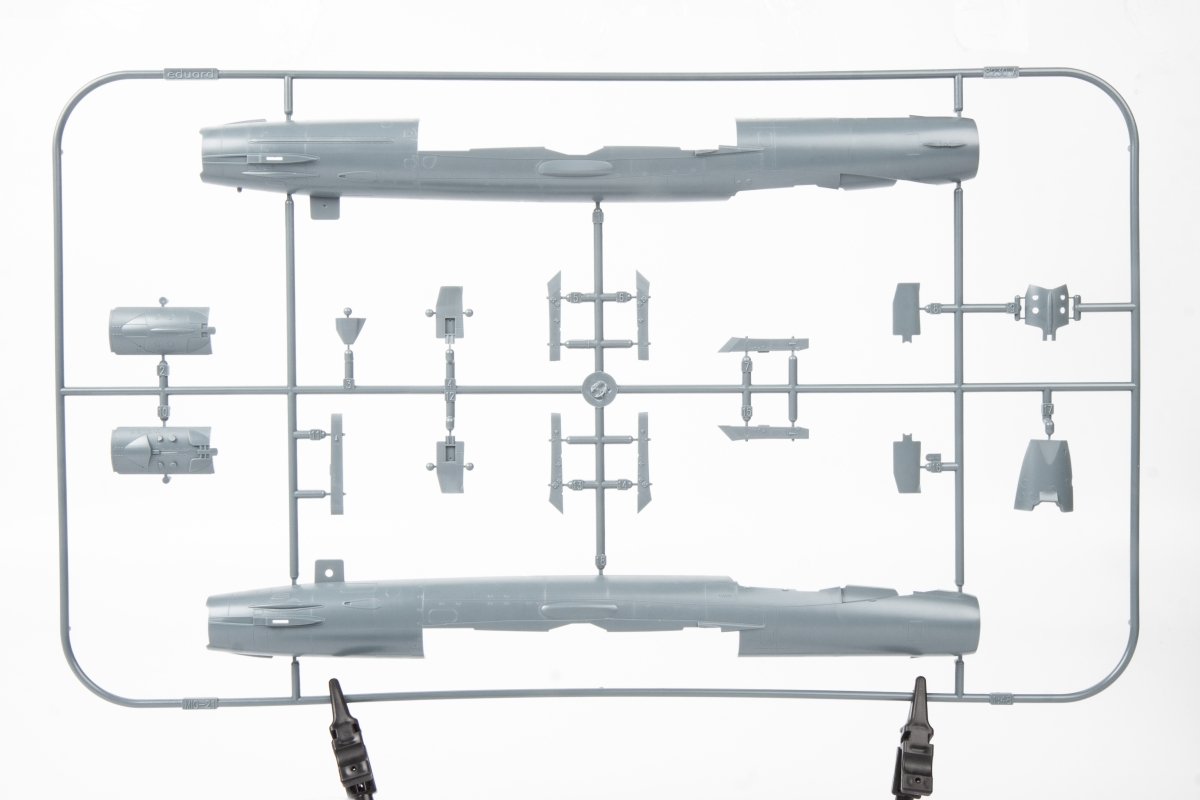 Eduard 84180 MiG-21SMT 1/48 – zdjęcie 9