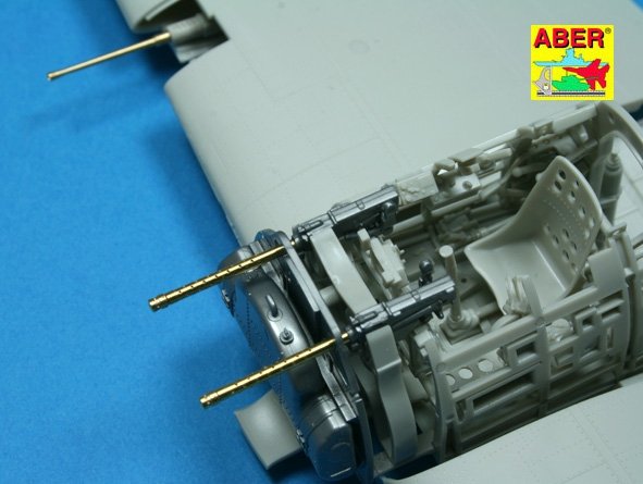 Aber A32106 Armement pour chasseur japonais Mitsubishi A6M5 Zero (1/32) – immagine 4