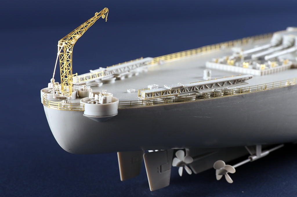 Trumpeter 05372 USS Montana BB-67 1/350 – image 5