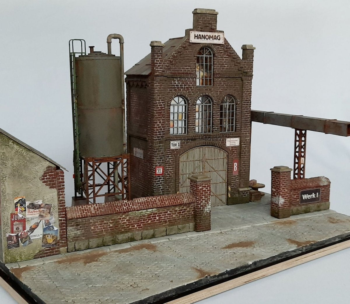 RT-Diorama 35286 Socle de diorama : « Chantier d’usine » 1/35 – Bild 9