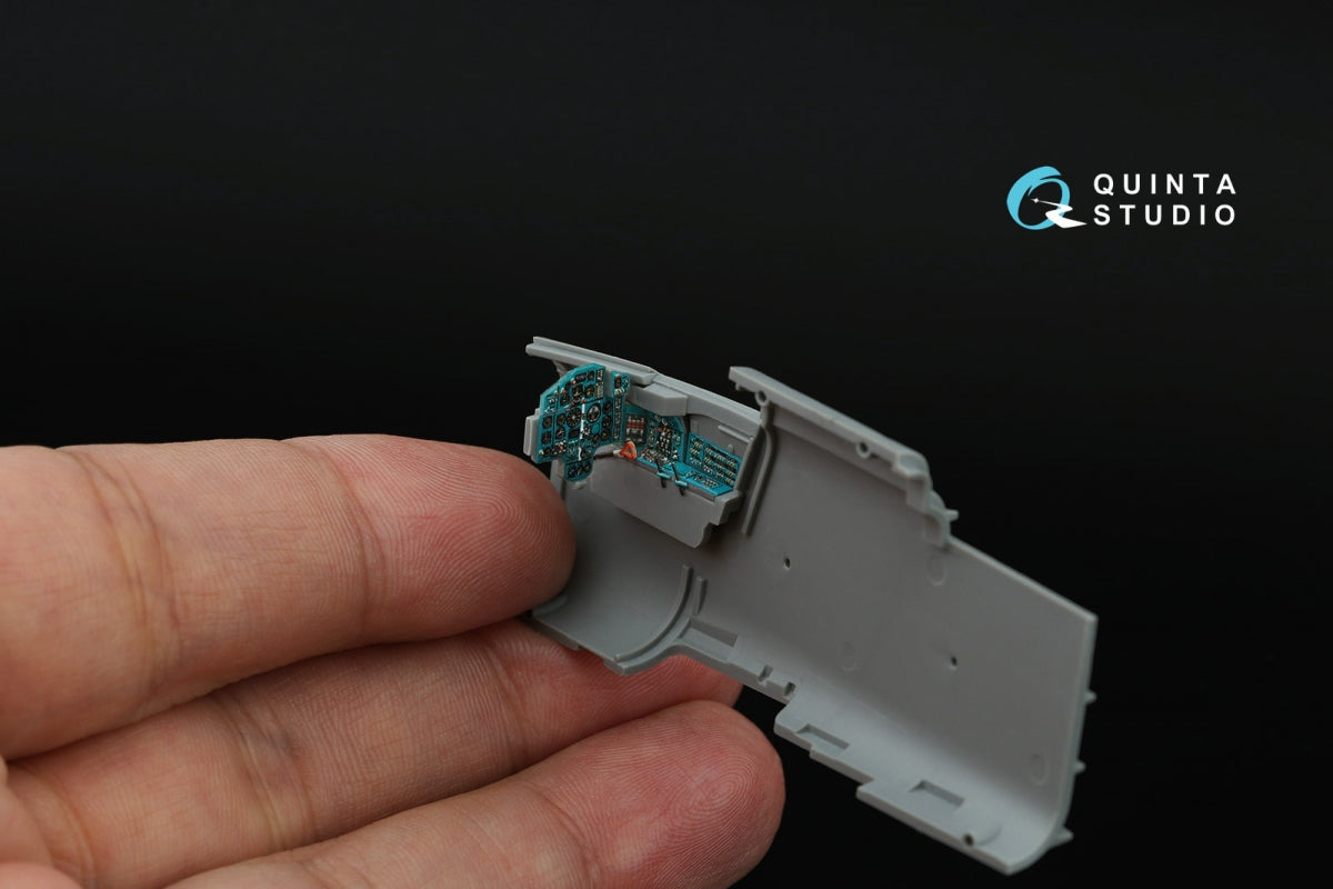 Quinta Studio QD72208 MiG-25RB/MiG-25RBT 3D-Printed &amp; coloured Interior on decal paper (ICM) 1/72