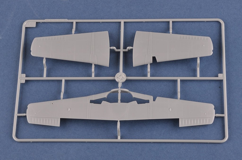 Hobby Boss 81760 Lavochkin La-11 Fang 1/48 – image 7