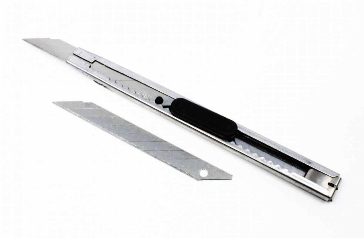 Couteau scalpel Amazing Art 19946 à deux lames – image 2