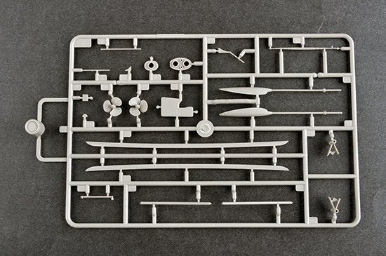 Trumpeter 05349 Croiseur lourd italien Gorizia 1/350 – image 8