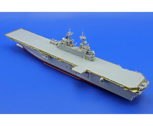 Eduard 17033 USS Wasp LHD-1 HOBBY BOSS 1/700 – image 7