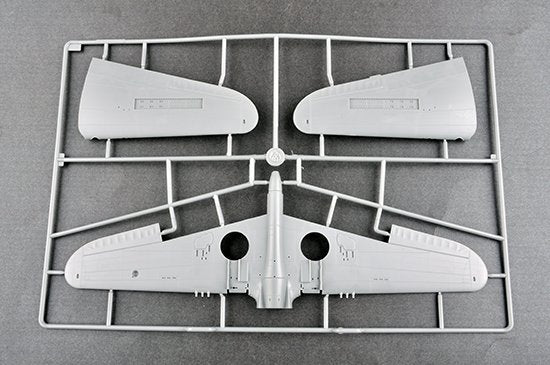 Trumpeter 02212 P-40N War Hawk 1/32 – Bild 6