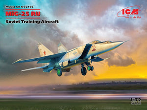 ICM 72176 MiG-25 RU, Avion d&amp;#39;entraînement soviétique 1/72