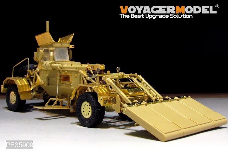 Voyager Model PE35909 Modern US Husky Mk.III Vehicle Mounted Mine Detector for PANDA 1/35 – zdjęcie 3